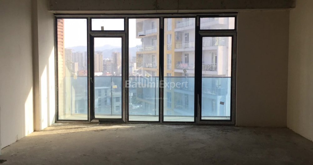 Apartment 47.65 m² - Lech and Maria Kaczynski, Batumi, Georgia