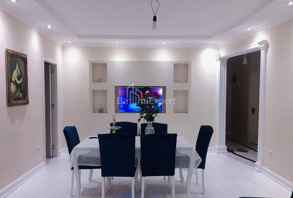 Apartment 86 m² - Alexandr Pushkin, Batumi, Georgia