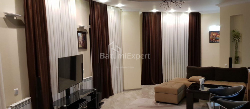 Apartment 133 m² - Ilia Chavchavadze, Batumi, Georgia