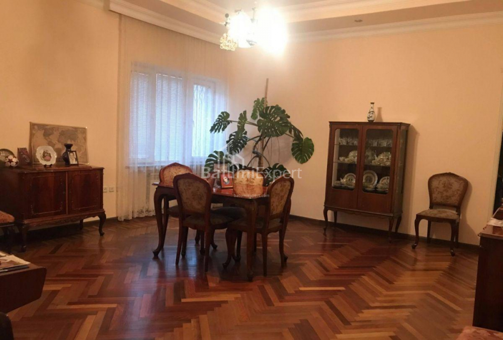 Apartment 120 m² - Zurab Gorgiladze, Batumi, Georgia