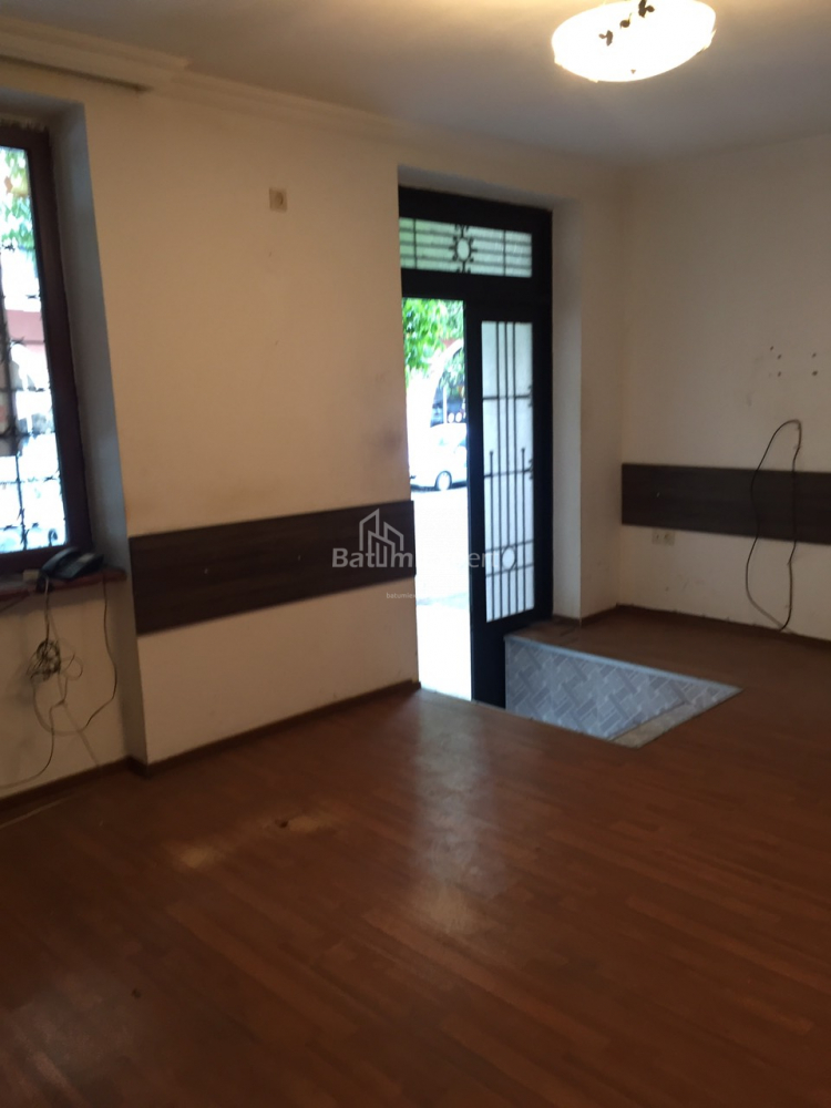 Office 30 m² - Vazha Pshavela, Batumi, Georgia