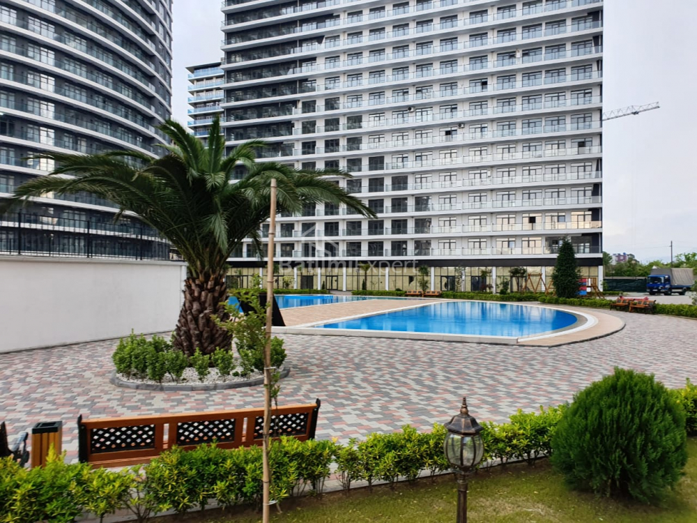 Apartment 74.7 m² - Lech and Maria Kaczynski, Batumi, Georgia