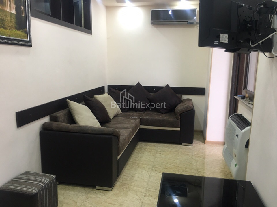 Apartment 37 m² - Vakhtang Gorgasali, Batumi, Georgia