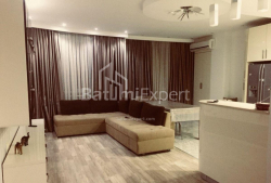 Apartment 5-room 150 m² - Vakhtang Gorgasali, Batumi