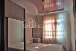 Apartment 3-room 62 m² - Vakhtang Gorgasali, Batumi