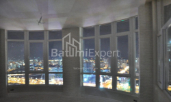 Apartment 4-room 106 m² - Ivane Javakhishvili, Batumi