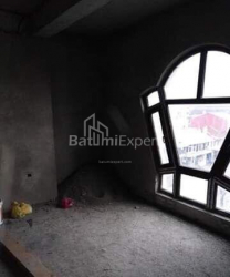 Apartment 2-room 85 m² - Petre Melikishvili, Batumi