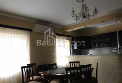 Apartment 3-room 68 m² - Davit Agmashenebeli, Batumi