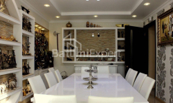 Apartment 5-room 160 m² - Ilia Chavchavadze, Batumi