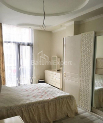 Apartment 4-room 110 m² - Zurab Gorgiladze, Batumi