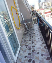 Apartment 3-room 60 m² - Galaktion Tabidze, Batumi