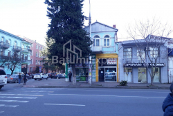 Apartment 7-room 240 m² - Ilia Chavchavadze, Batumi