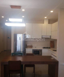 Apartment 3-room 92 m² - Zurab Gorgiladze, Batumi