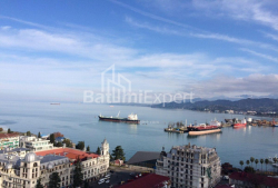 Apartment 4-room 180 m² - Ilia Chavchavadze, Batumi