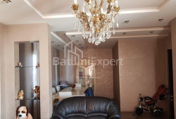 Apartment 3-room 135 m² - Peter Bagrationi, Batumi