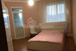 Apartment 3-room 70 m² - Zurab Gorgiladze, Batumi