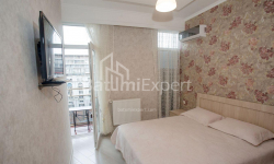 Apartment 5-room 136 m² - Zurab Gorgiladze, Batumi
