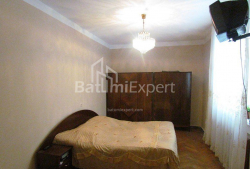 Apartment 4-room 100 m² - Ivane Javakhishvili, Batumi