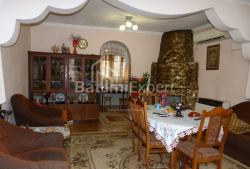 Apartment 5-room 290 m² - Konstantin Marjanishvili, Batumi
