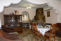 Apartment 5-room 290 m² - Konstantin Marjanishvili, Batumi