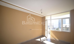 Apartment 3-room 75 m² - Ilia Chavchavadze, Batumi