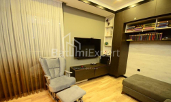 Apartment 3-room 100 m² - Zurab Gorgiladze, Batumi