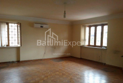 Apartment 2-room 92 m² - 26 may, Batumi