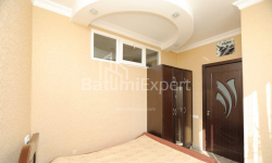 Apartment 3-room 53 m² - Peter Bagrationi, Batumi