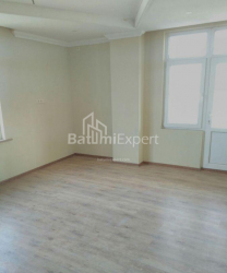 Apartment 3-room 76 m² - Petre Melikishvili, Batumi
