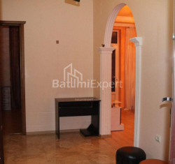 Apartment 77 m² - Vakhtang Gorgasali, Batumi, Georgia