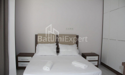 Apartment 3-room 80 m² - Zurab Gorgiladze, Batumi