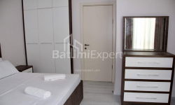 Apartment 3-room 80 m² - Zurab Gorgiladze, Batumi
