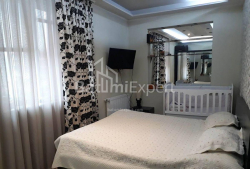 Apartment 6-room 110 m² - Ivane Javakhishvili, Batumi