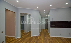 Apartment 4-room 112 m² - Niko Pirosmani, Batumi