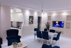 Apartment 4-room 86 m² - Alexandr Pushkin, Batumi