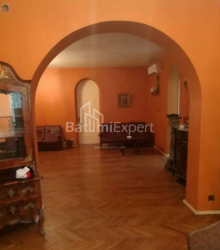 Apartment 4-room 151 m² - Rustaveli, Batumi
