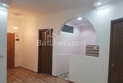 Apartment 3-room 48 m² - Peter Bagrationi, Batumi
