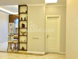 Apartment 3-room 102 m² - Ilia Chavchavadze, Batumi