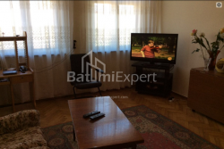 Private house 100 m² - Lech and Maria Kaczynski, Batumi, Georgia