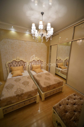 Apartment 3-room 84 m² - Rustaveli, Batumi