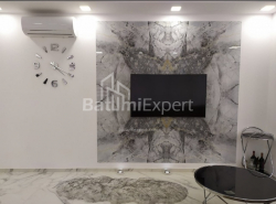 Apartment 3-room 75 m² - Niko Pirosmani, Batumi