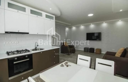 Apartment 3-room 71 m² - David Agmashenebeli, Batumi
