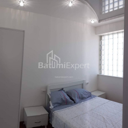 Apartment 3-room 55 m² - Lech and Maria Kaczynski, Batumi
