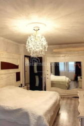 Apartment 4-room 120 m² - Ilia Chavchavadze, Batumi