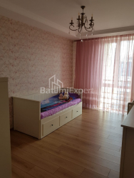 Apartment 3-room 80 m² - Zurab Gorgiladze, Batumi