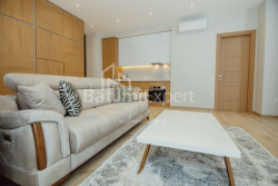 Apartment 3-room 84 m² - Avenue of Heroes, Batumi