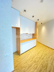 Apartment 2-room 50 m² - Avenue of Heroes, Batumi