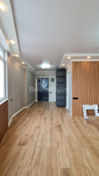 Apartment 4-room 101 m² - Vazha Pshavela, Batumi