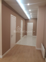 Apartment 4-room 100 m² - Zurab Gorgiladze, Batumi