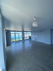 Apartment 121 m² - Lech and Maria Kaczynski, Batumi, Georgia